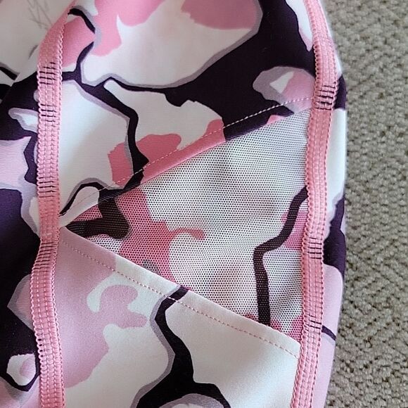 Huk Reel In Pink Purple Yoga Workout Athletic Leggings - Size XS - Picture 10 of 13